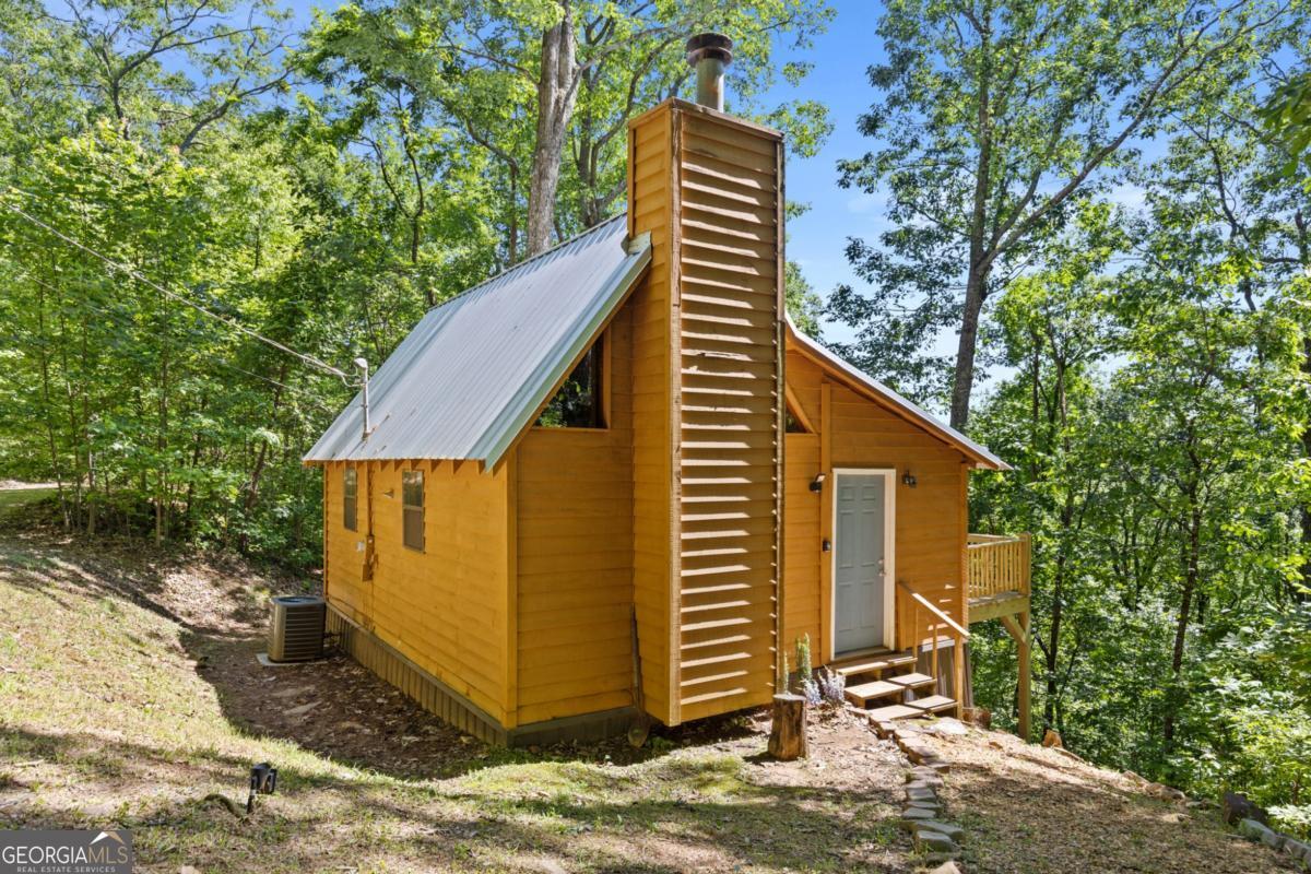 382 Highland Road Ellijay GA 30540