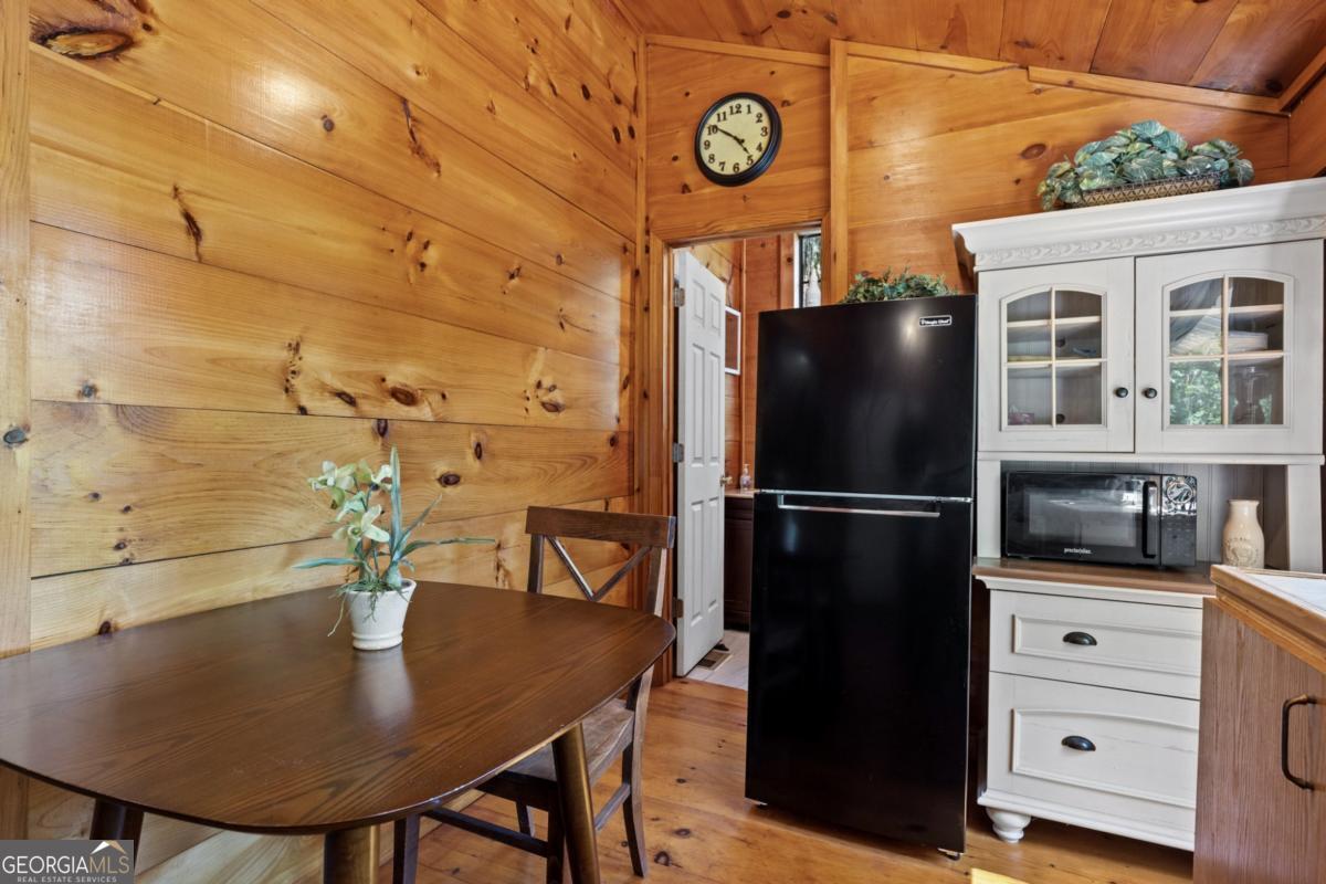 382 Highland Road Ellijay GA 30540