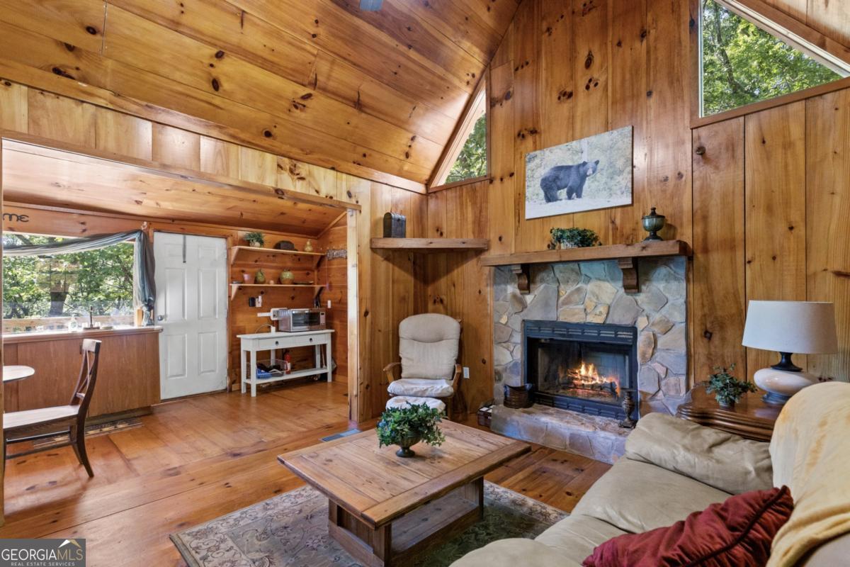 382 Highland Road Ellijay GA 30540