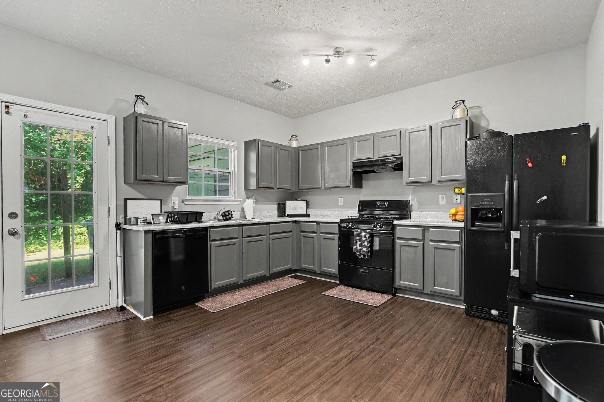 6211 Shoals Loop Union City GA 30291