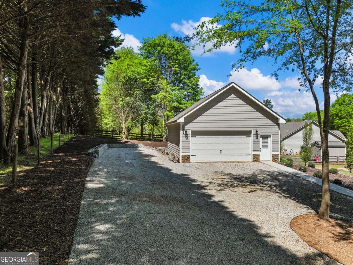 838 Old Thompson Mill Road Winder GA 30680