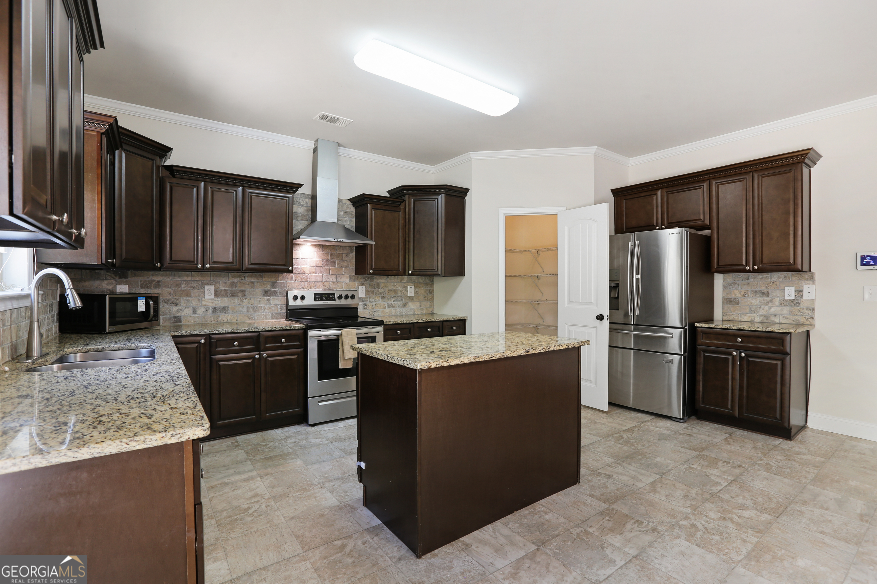 891 Overlook Path Way Lawrenceville GA 30045