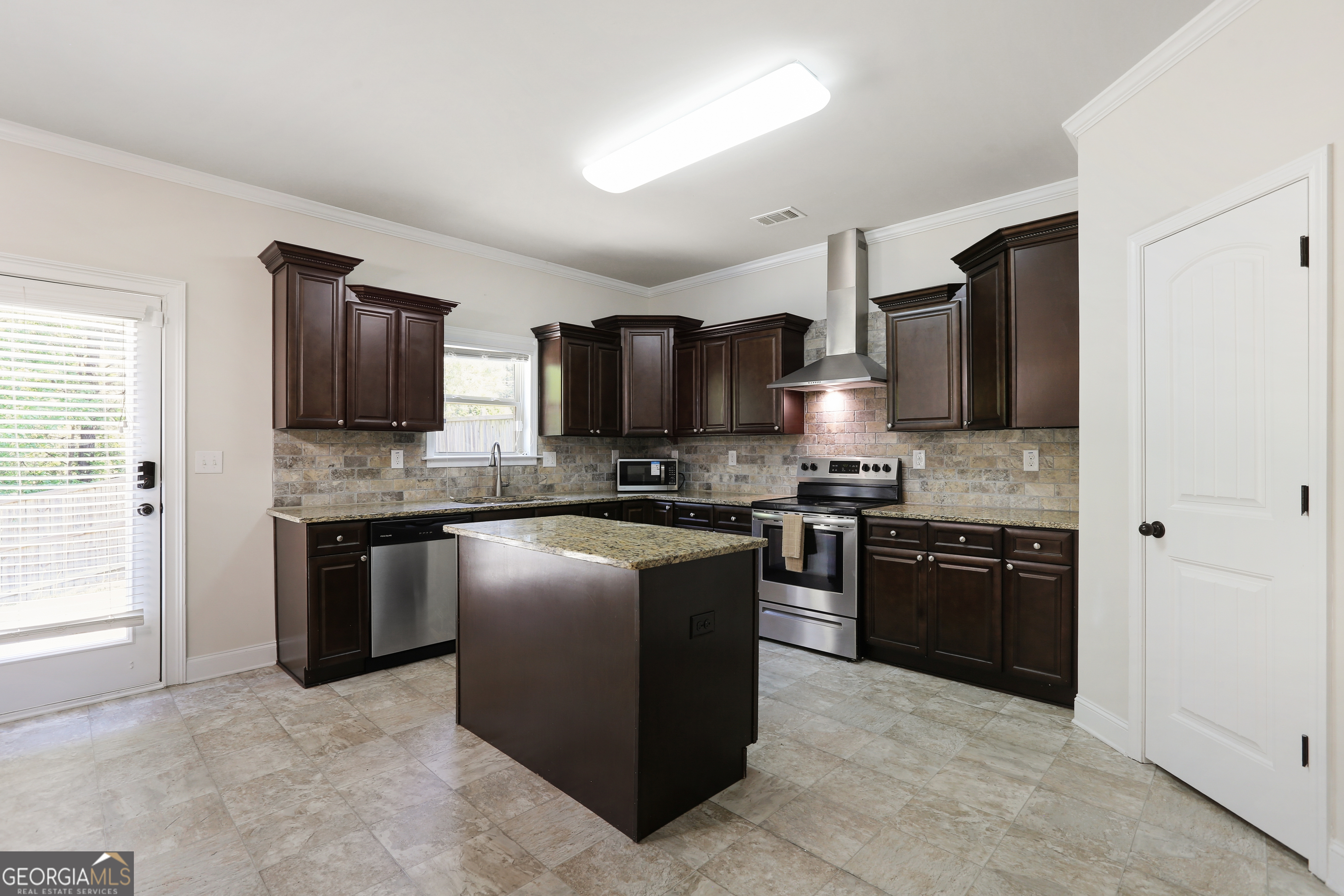 891 Overlook Path Way Lawrenceville GA 30045