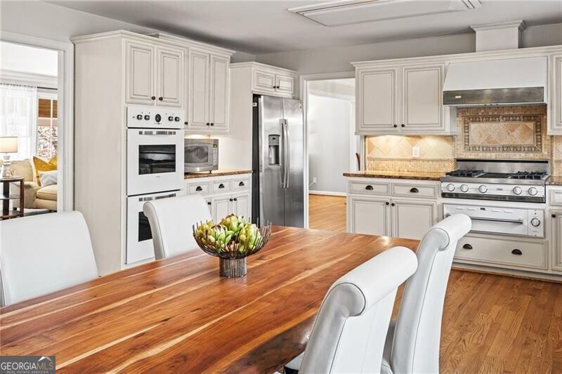2686 Parkview Drive NE Atlanta GA 30345