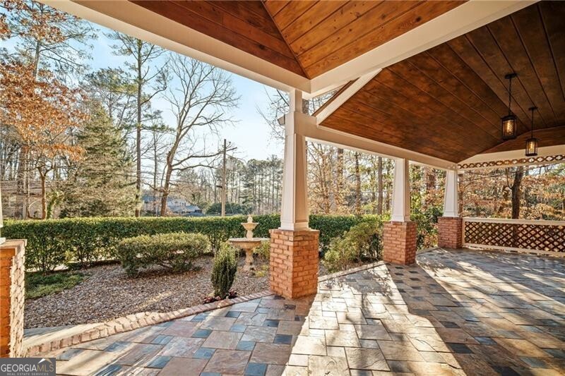 2686 Parkview Drive NE Atlanta GA 30345