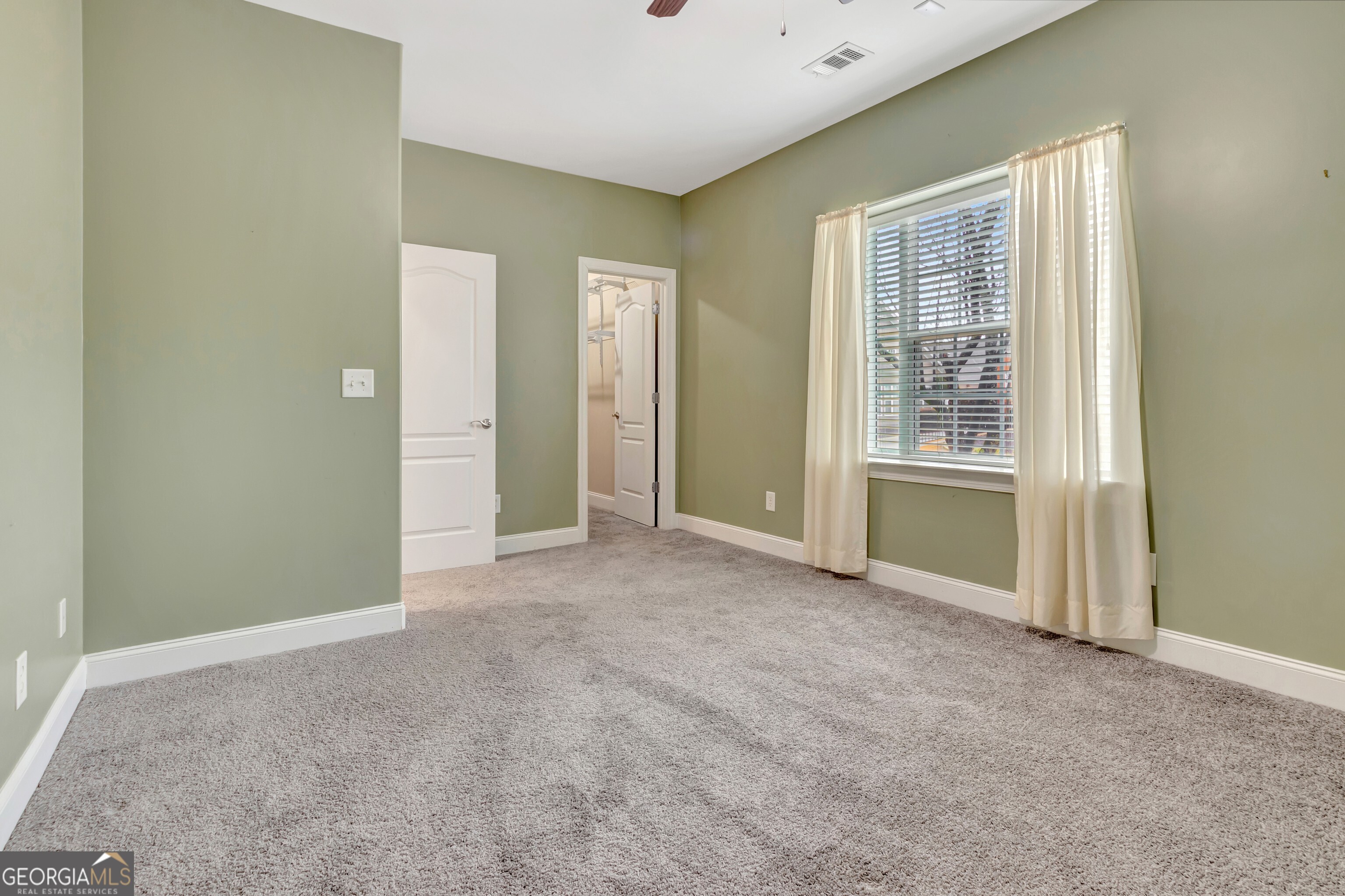 403 Commonwealth Circle Newnan GA 30263