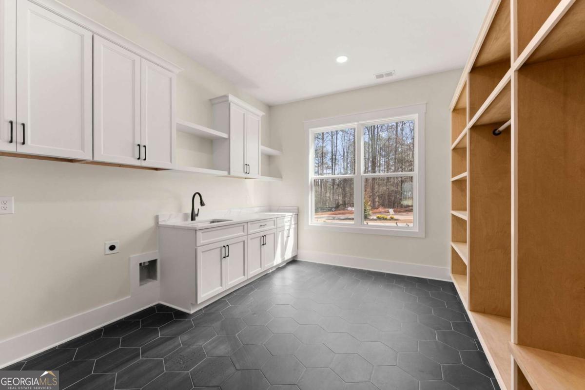 1178 Pinnacle Drive Hoschton GA 30548