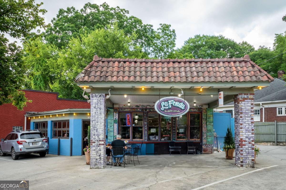 1944 Mclendon Avenue NE Atlanta GA 30307