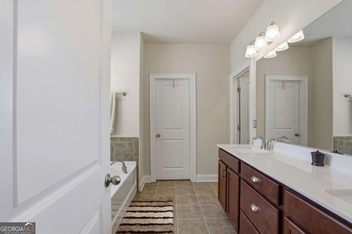 3270 Summerpoint Crossing Cumming GA 30028