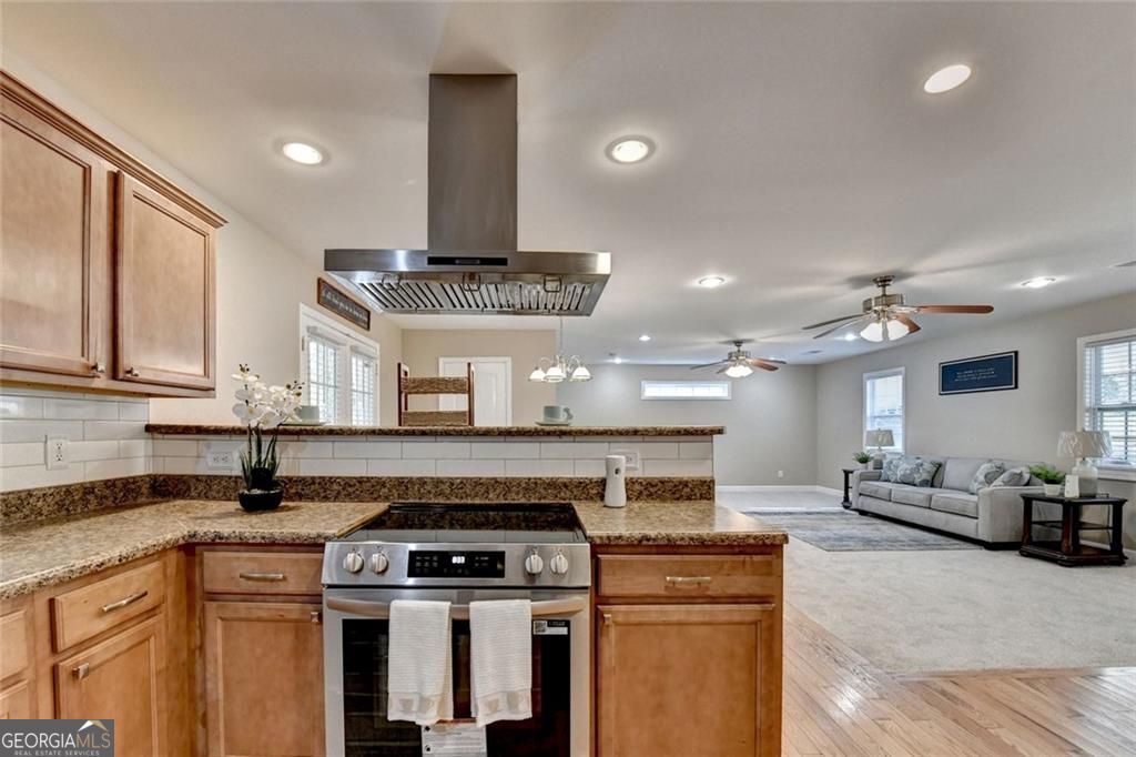 551 Oak Hills Road Mableton GA 30126
