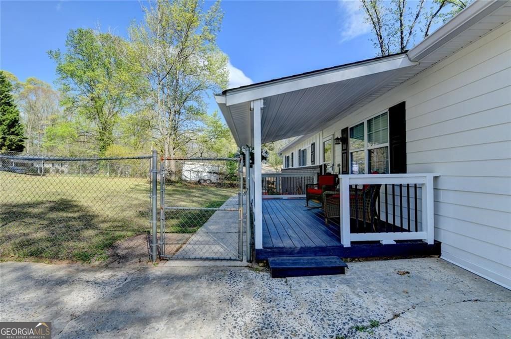 551 Oak Hills Road Mableton GA 30126