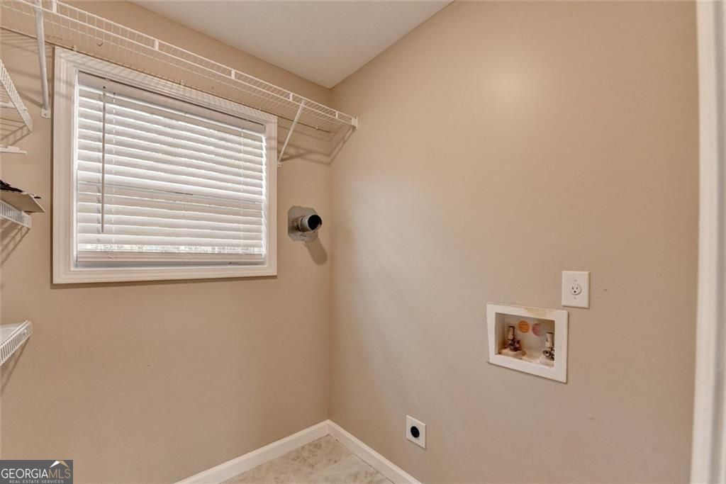 551 Oak Hills Road Mableton GA 30126