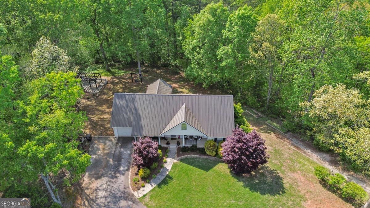 513 S Red Rock Road Toccoa GA 30577