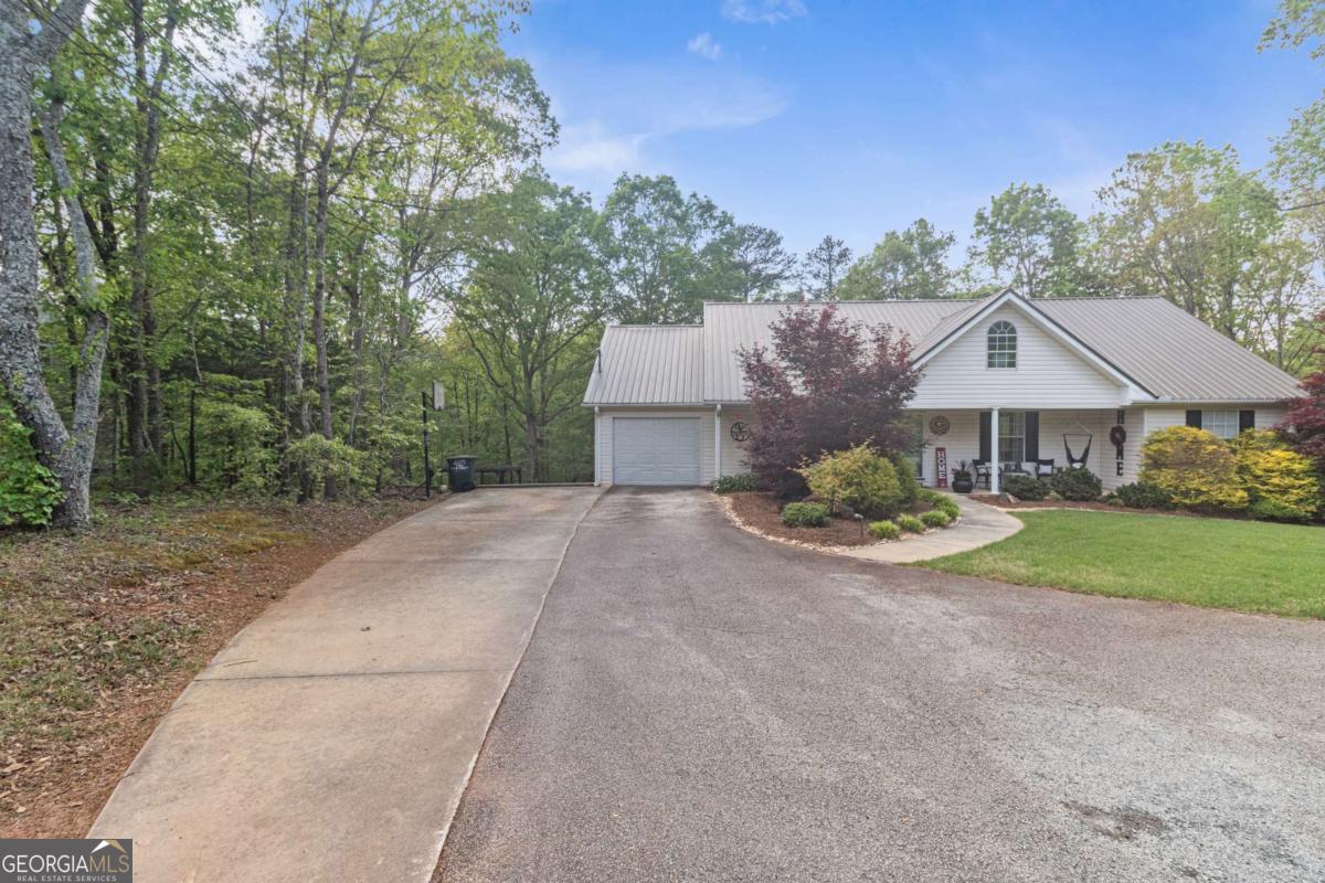 513 S Red Rock Road Toccoa GA 30577