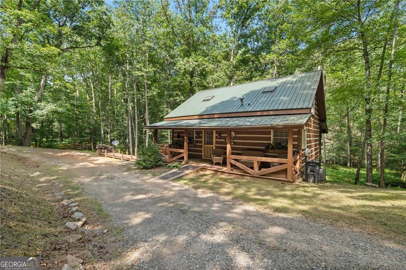 136 Honeysuckle Way Blue Ridge GA 30513