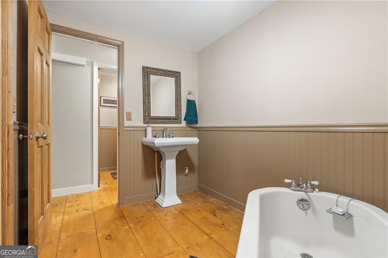 136 Honeysuckle Way Blue Ridge GA 30513
