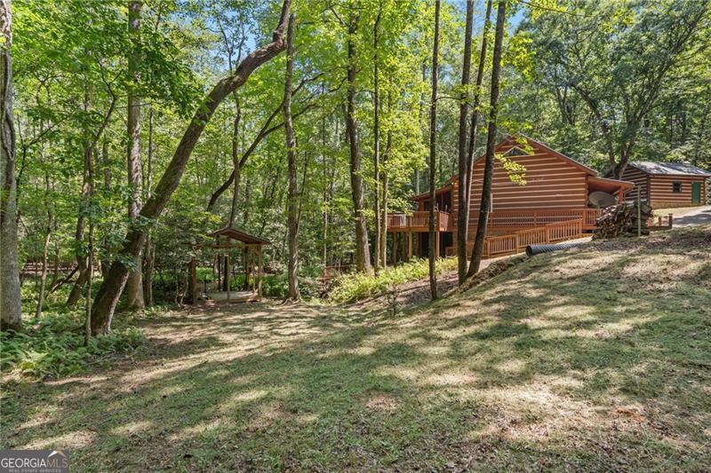 136 Honeysuckle Way Blue Ridge GA 30513