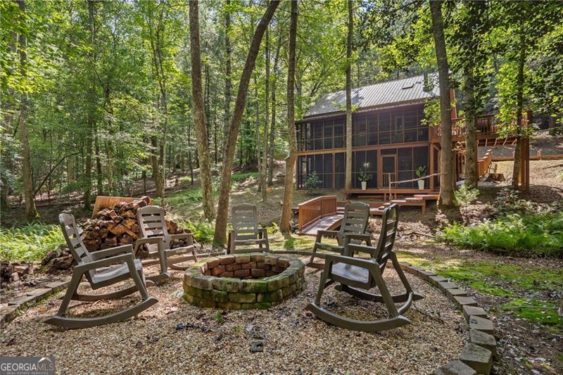 136 Honeysuckle Way Blue Ridge GA 30513