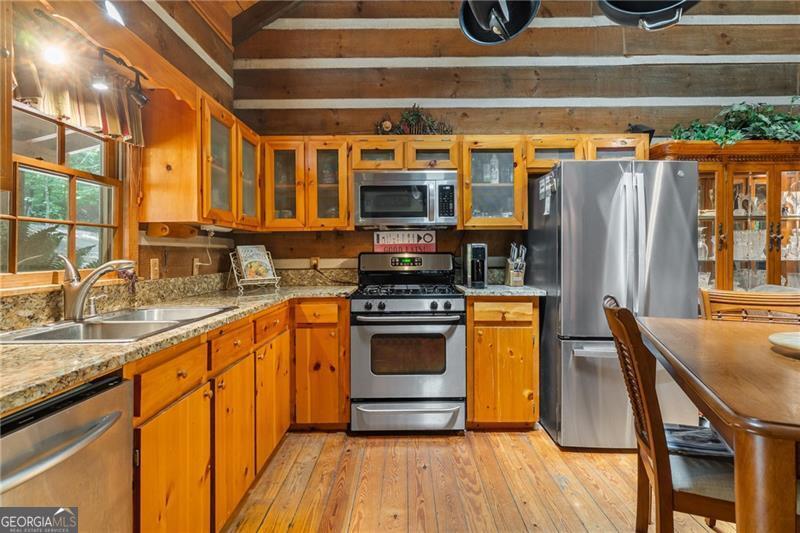 136 Honeysuckle Way Blue Ridge GA 30513