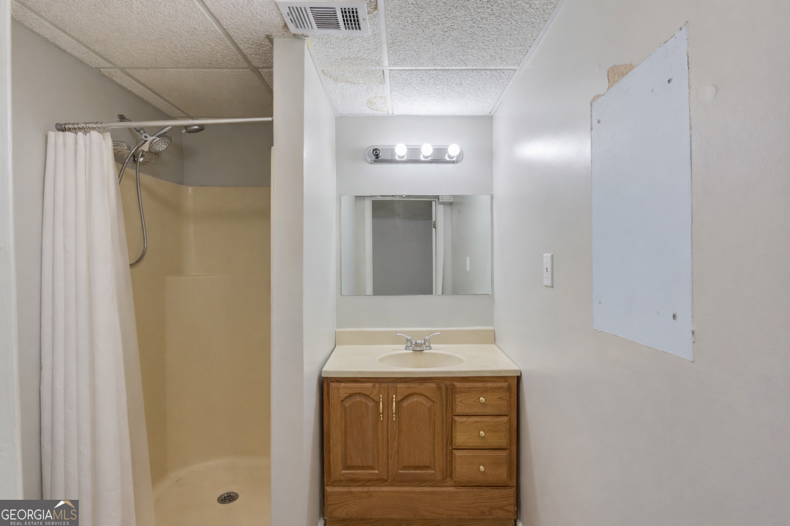 207 Boogers Hill Road Oxford GA 30054
