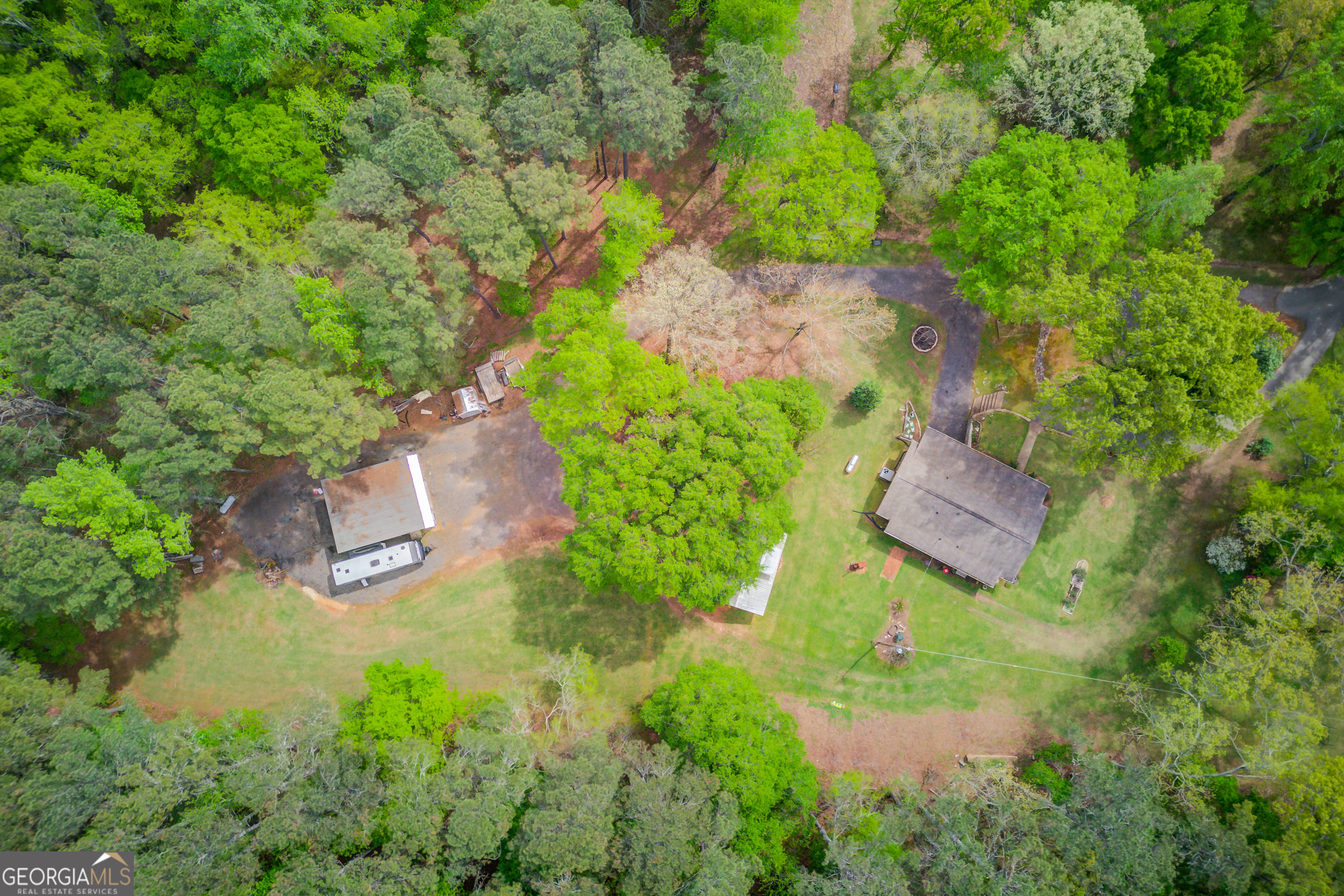 207 Boogers Hill Road Oxford GA 30054