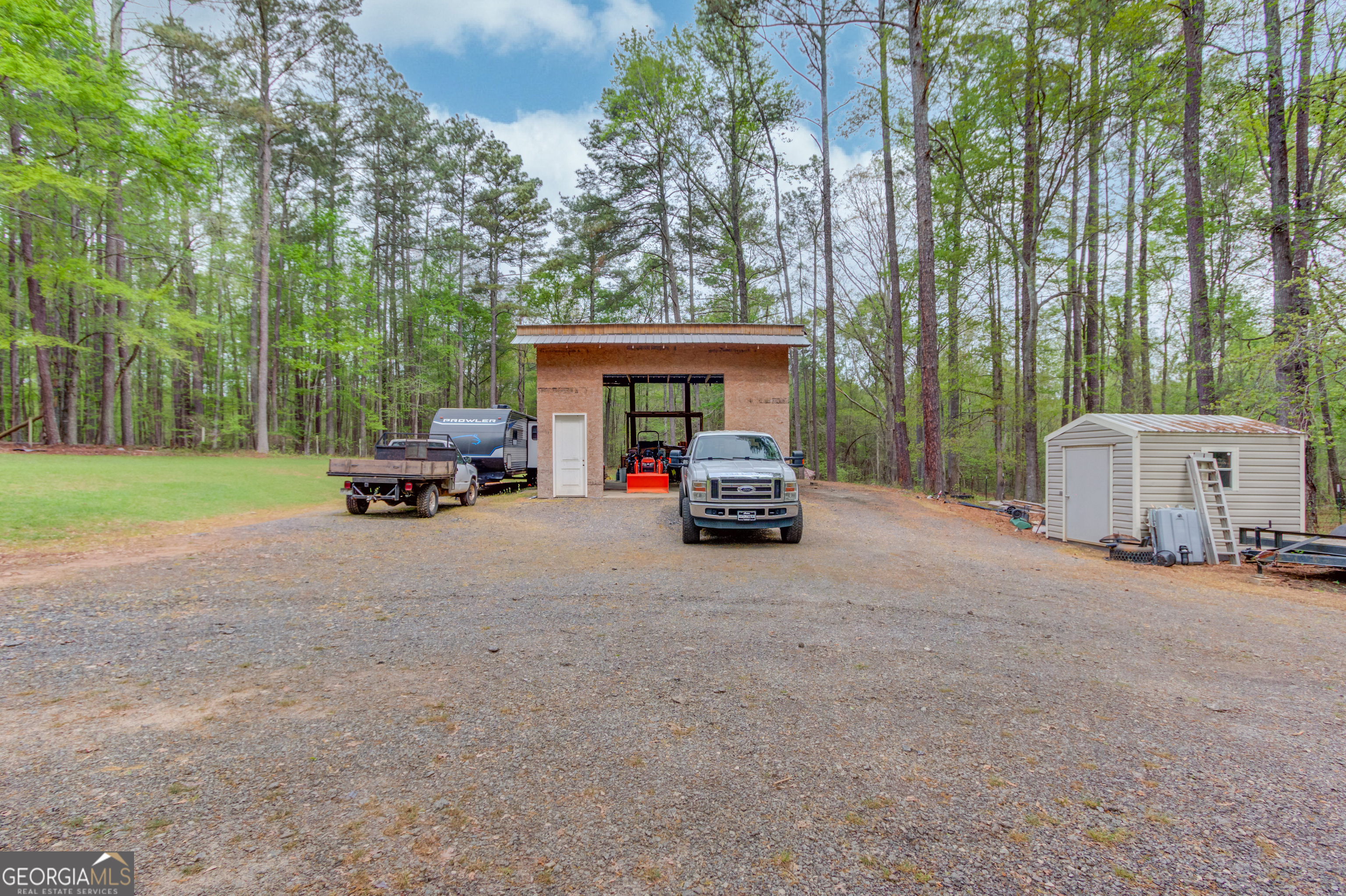207 Boogers Hill Road Oxford GA 30054