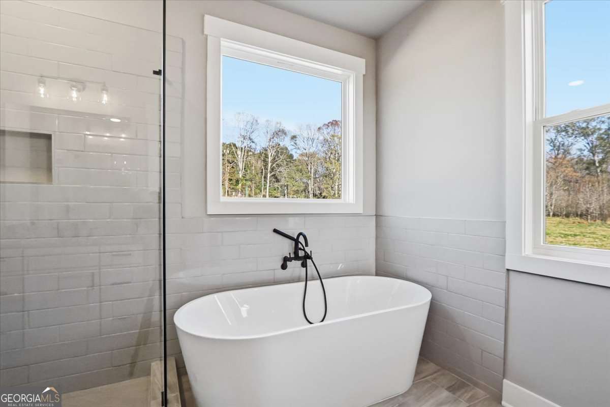 77 Maney Drive Statham GA 30666