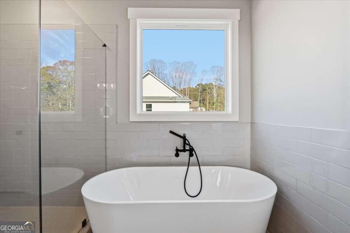 77 Maney Drive Statham GA 30666