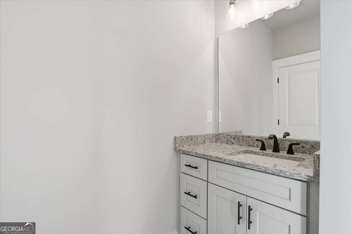 77 Maney Drive Statham GA 30666