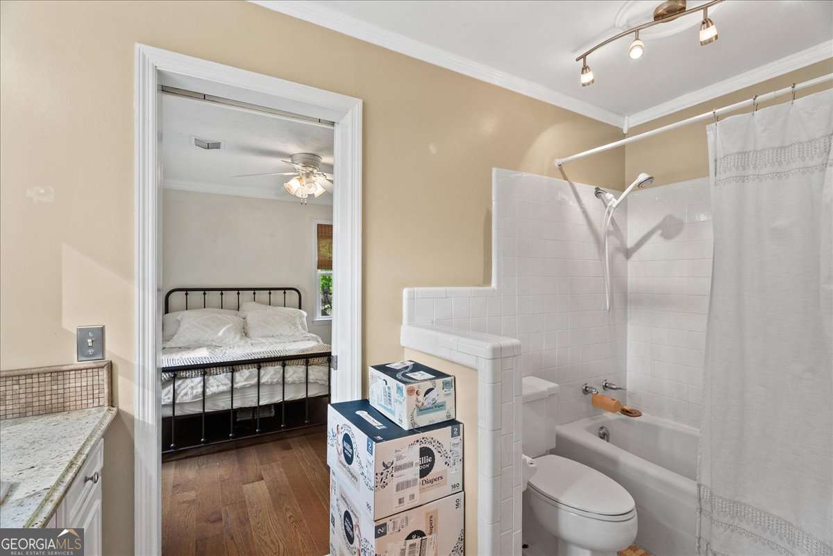 206 Victory Drive Calhoun GA 30701