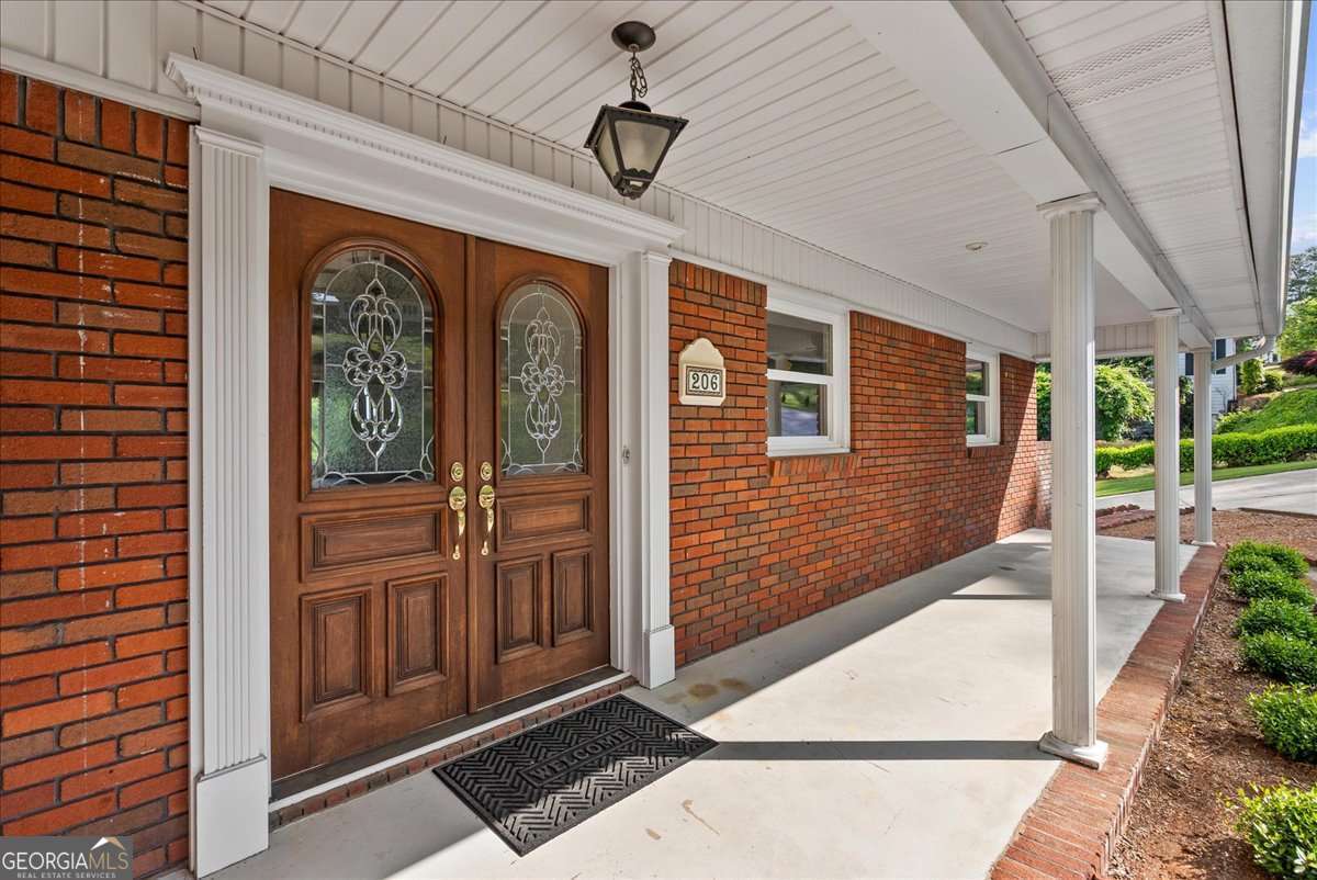 206 Victory Drive Calhoun GA 30701
