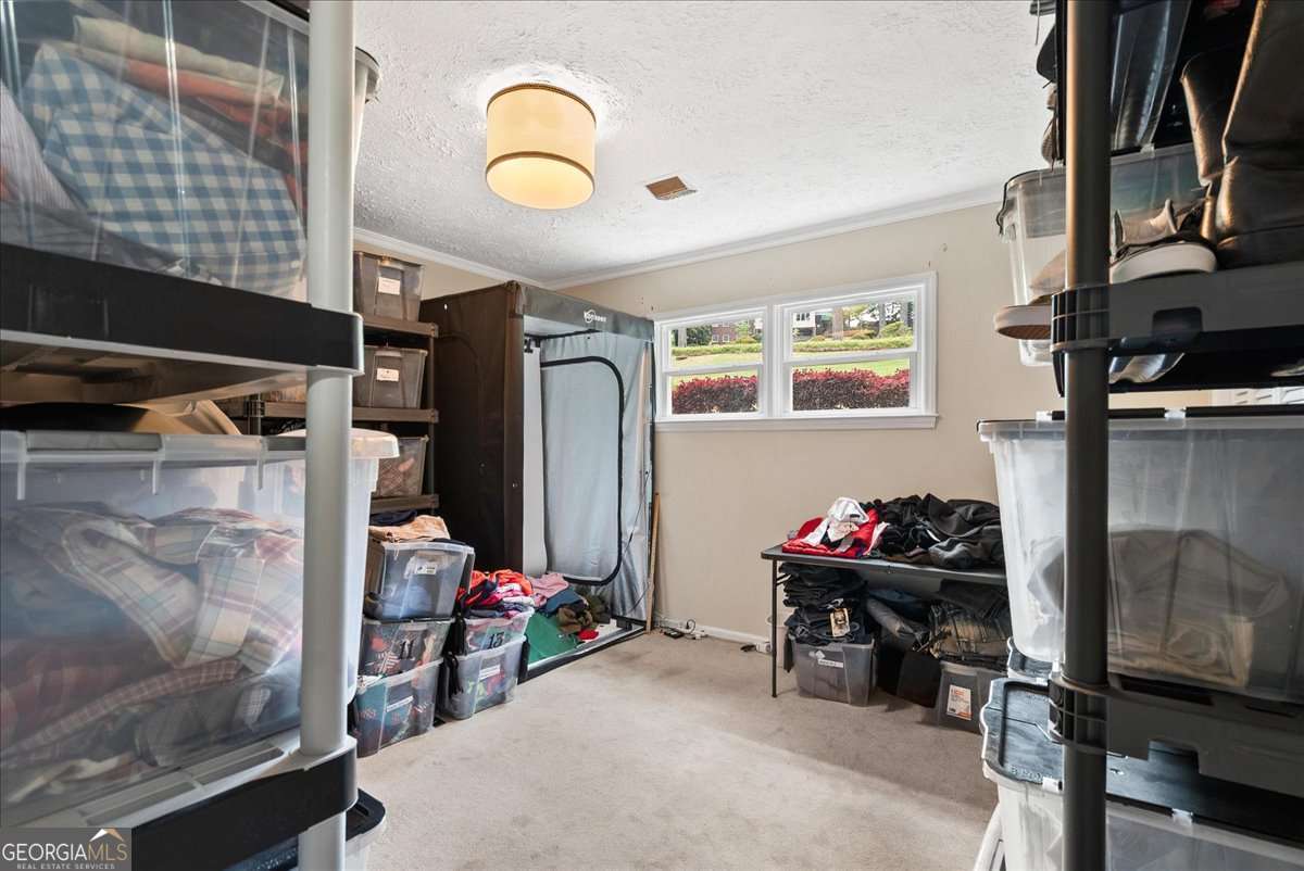206 Victory Drive Calhoun GA 30701