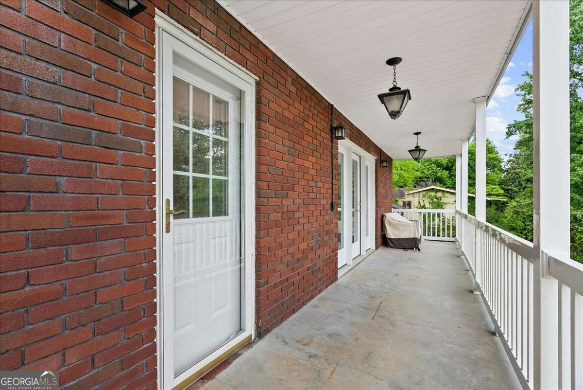 206 Victory Drive Calhoun GA 30701