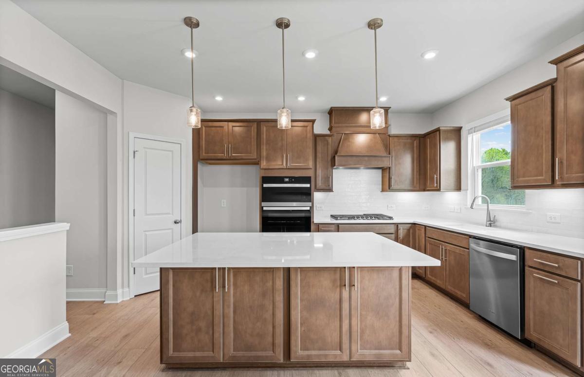 4377 Azalea Ridge Way Hoschton GA 30548
