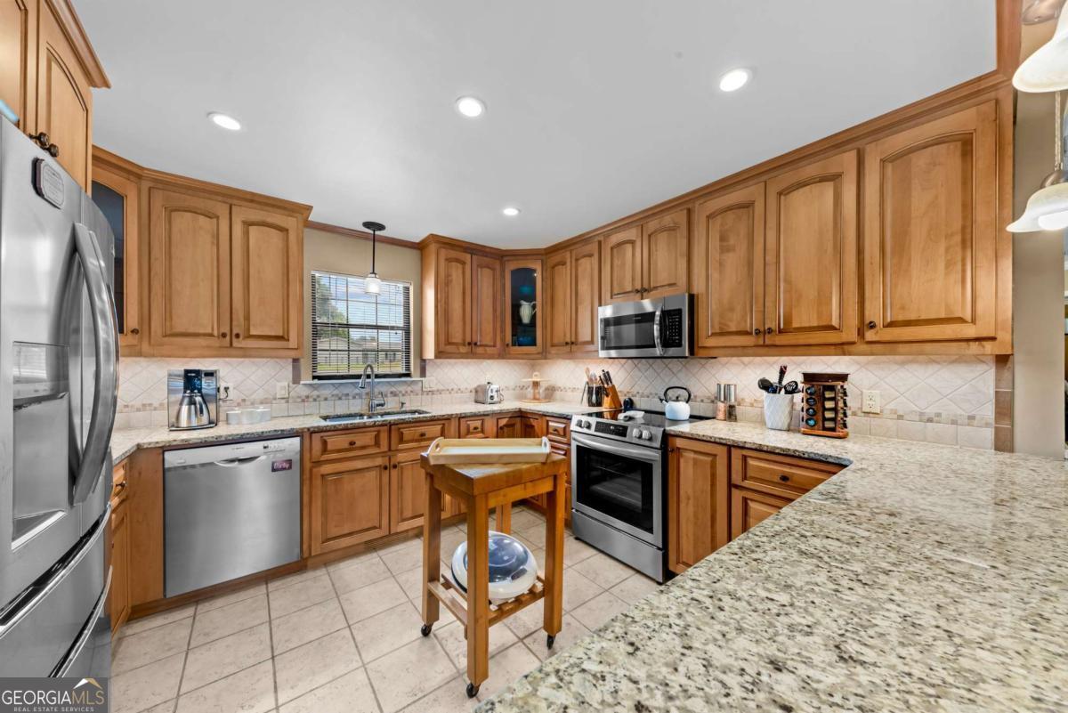 124 Bourbon Point Eatonton GA 31024
