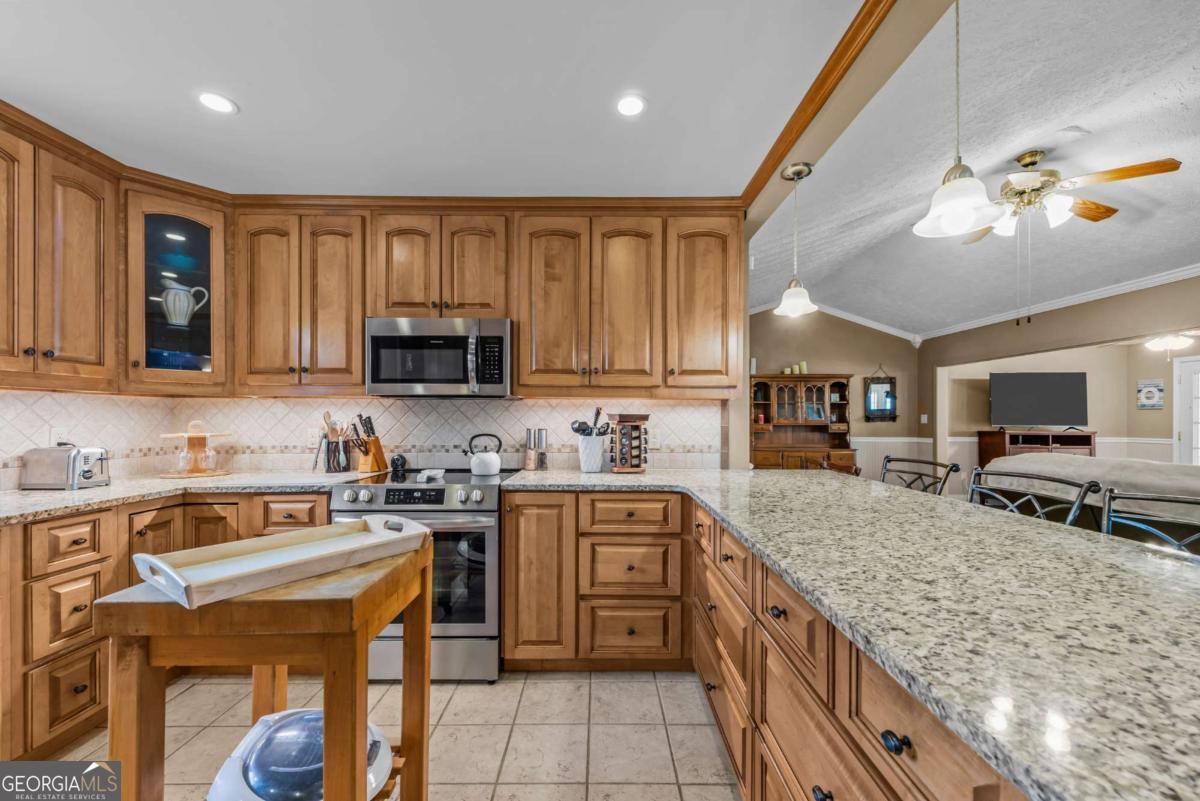 124 Bourbon Point Eatonton GA 31024