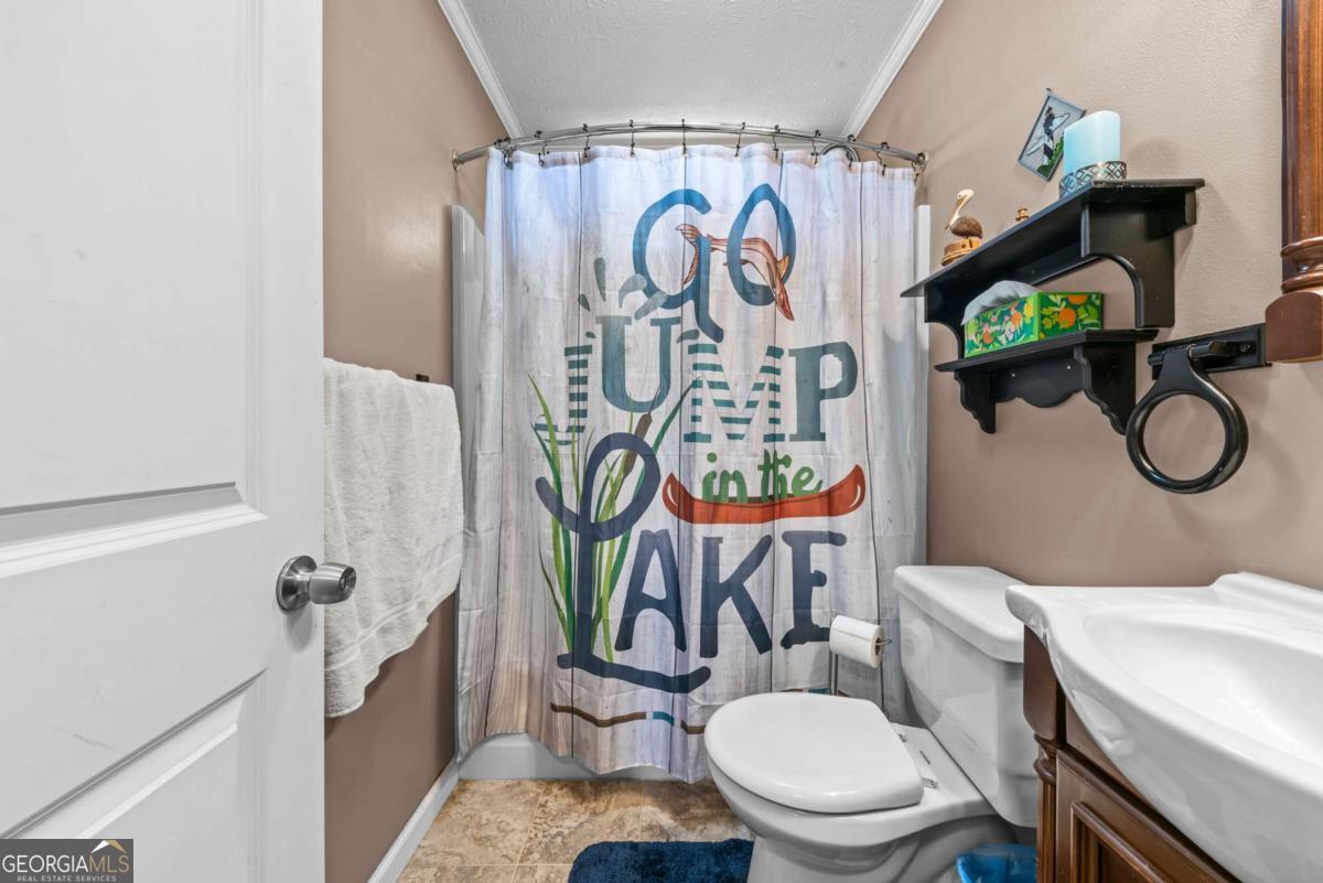 124 Bourbon Point Eatonton GA 31024
