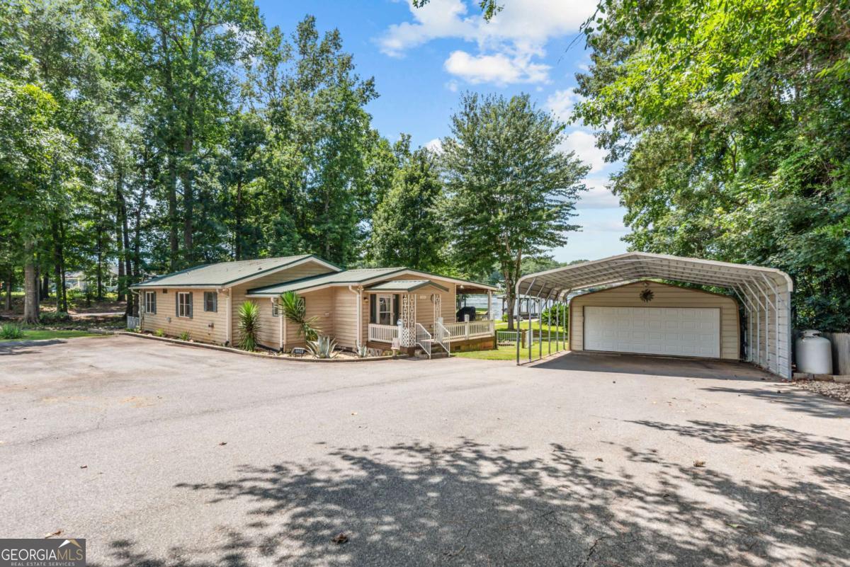 124 Bourbon Point Eatonton GA 31024