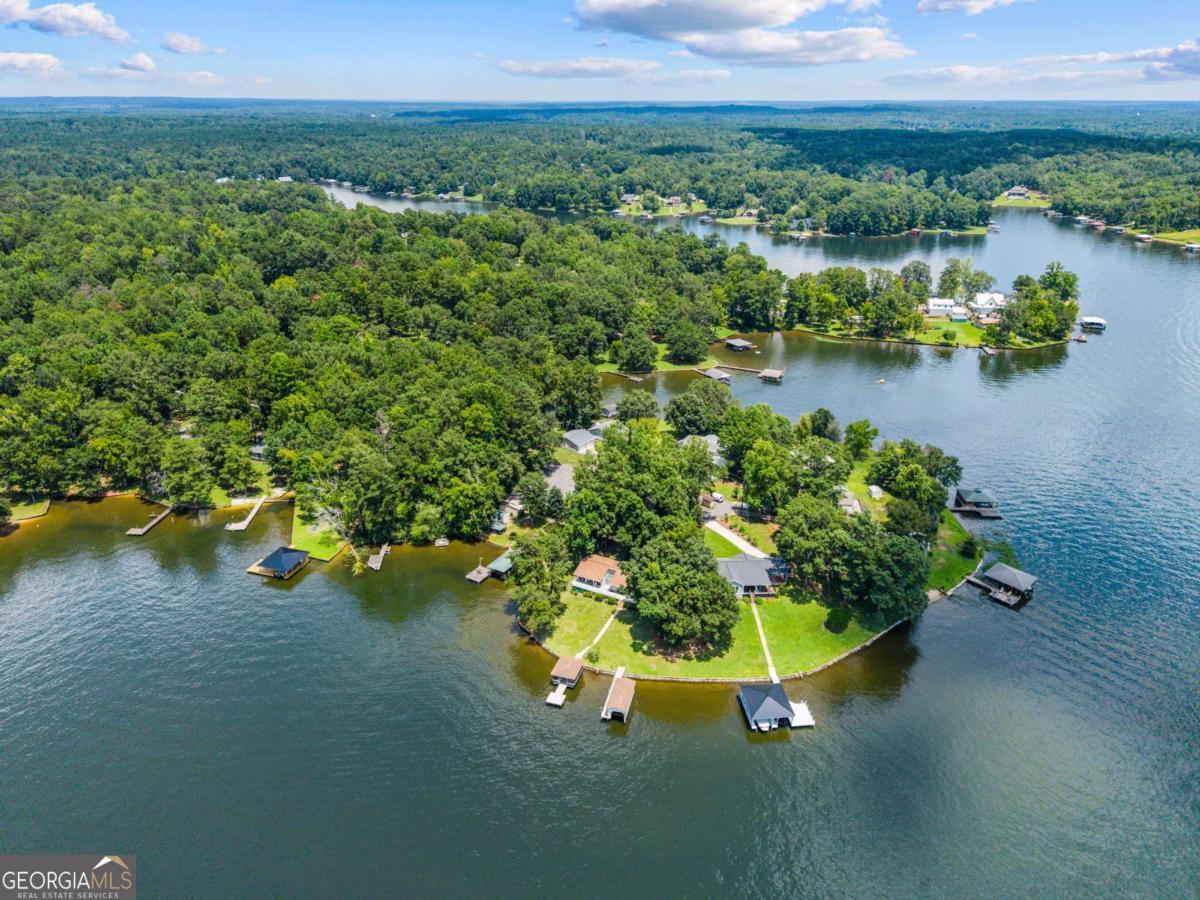 124 Bourbon Point Eatonton GA 31024
