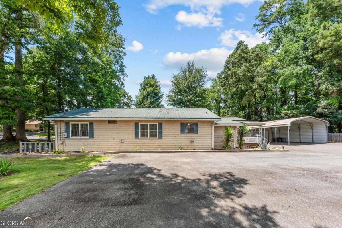 124 Bourbon Point Eatonton GA 31024