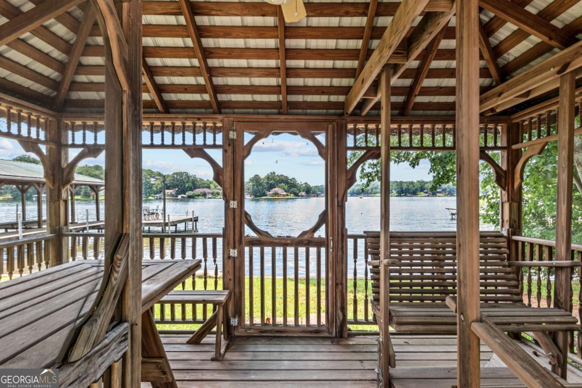 124 Bourbon Point Eatonton GA 31024