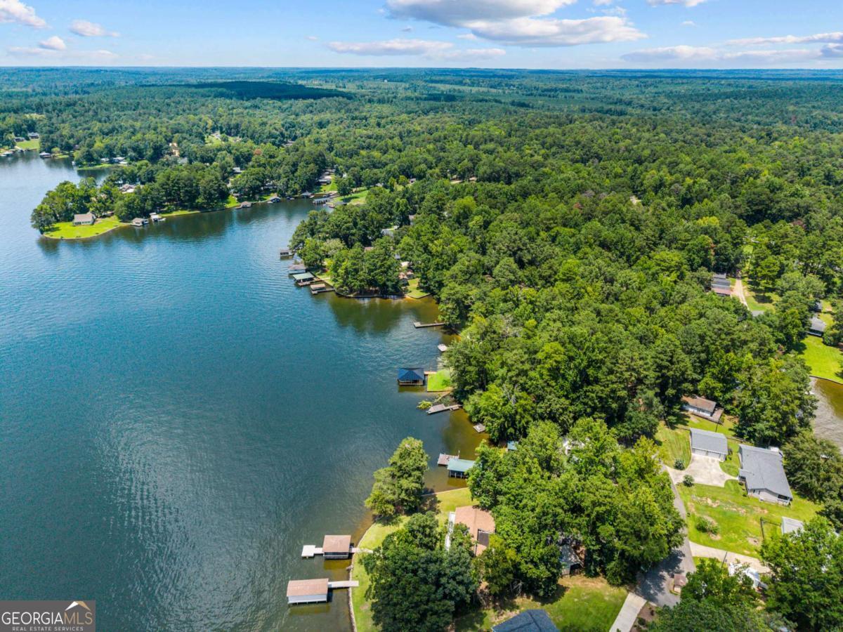 124 Bourbon Point Eatonton GA 31024