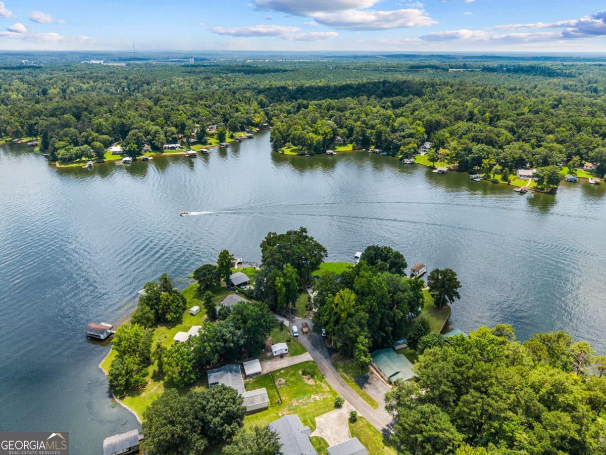 124 Bourbon Point Eatonton GA 31024