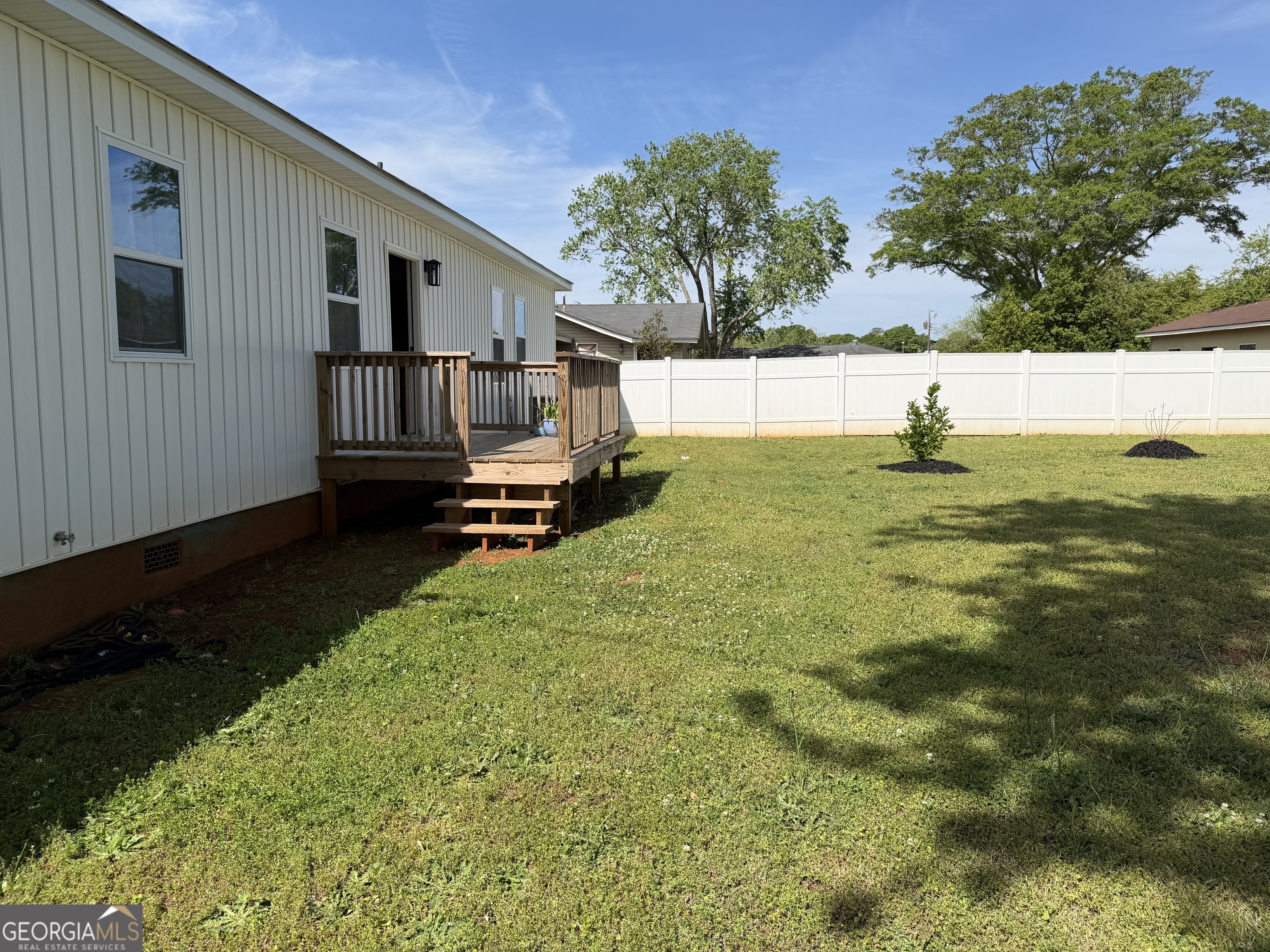 202 W County Road Thomaston GA 30286
