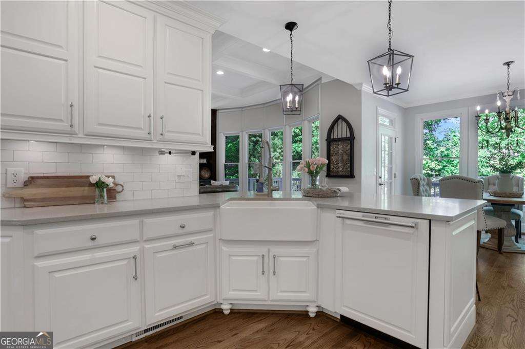 1005 Autumn Close Milton GA 30004