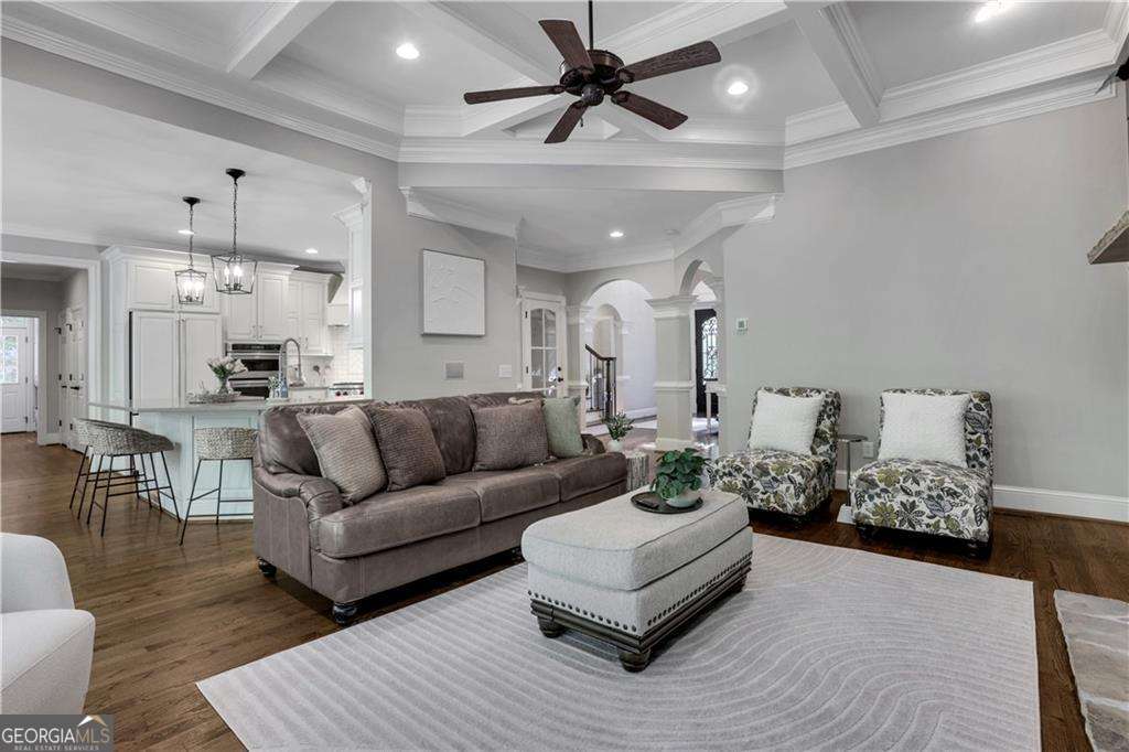 1005 Autumn Close Milton GA 30004