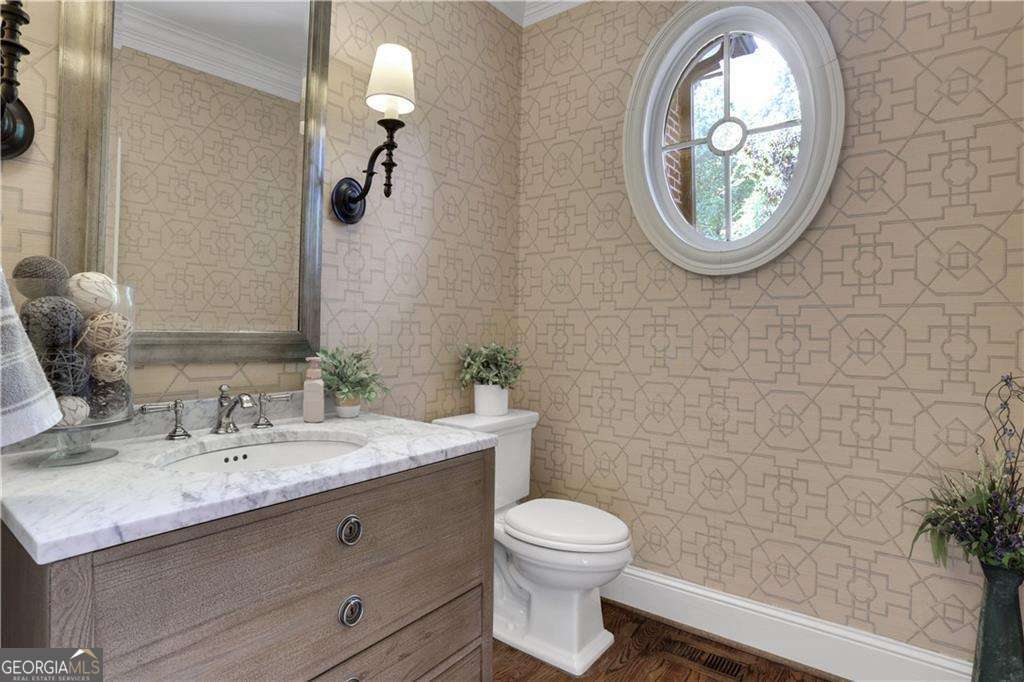 1005 Autumn Close Milton GA 30004