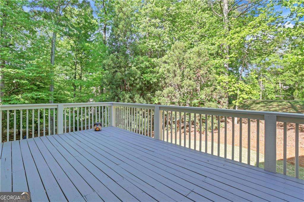 1005 Autumn Close Milton GA 30004