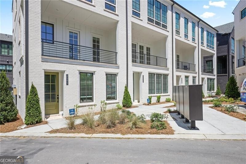 2636 Mackintosh Court Atlanta GA 30319