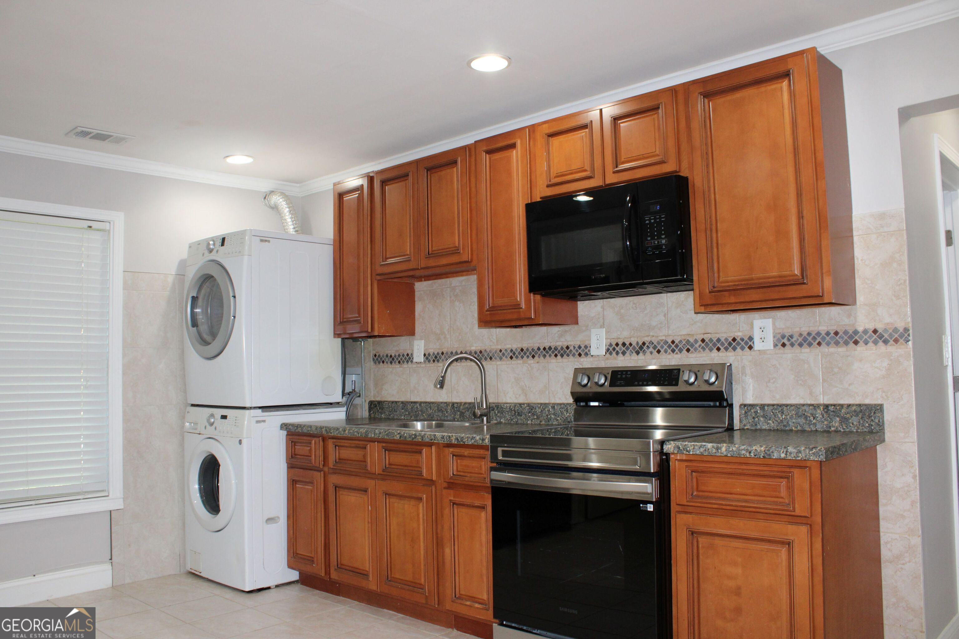 2115 Julien Overlook Conyers GA 30012